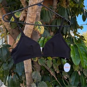NWT Haute swimwear black bikini top!